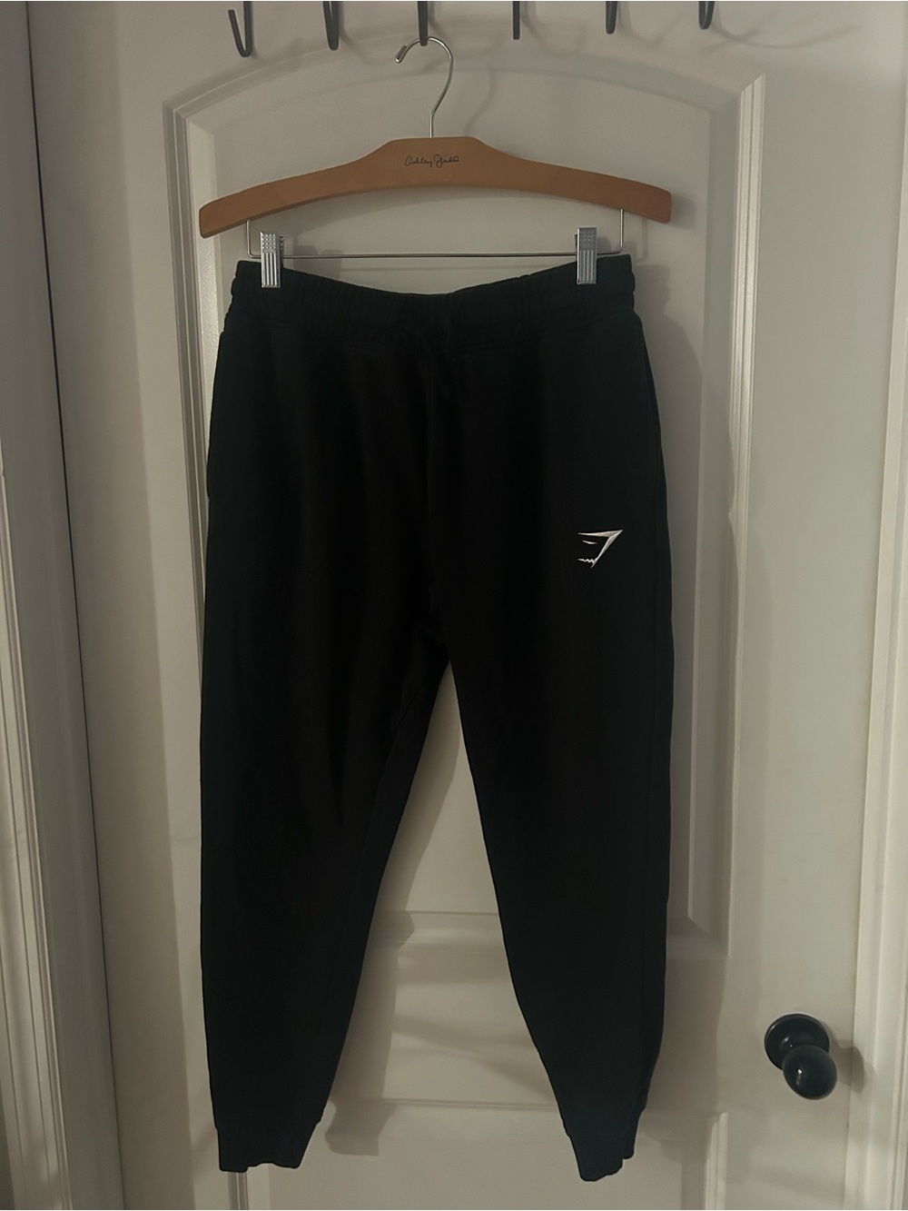 Gymshark men black jogger’s size small